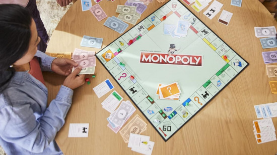 Monopoly rules - photo of a game of Monopoly