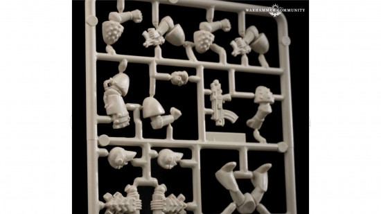The original Warhammer 40k Space Marine sprue, RTB01, which had no specific parts for female Space Marines