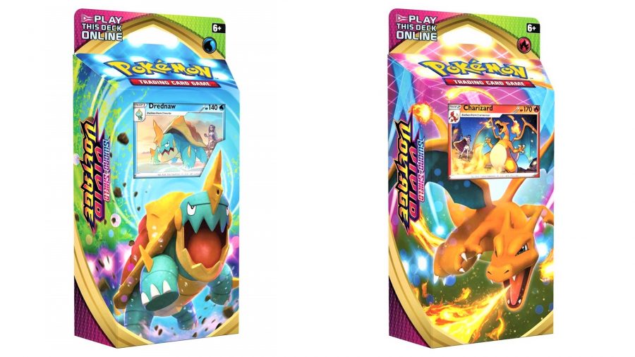  Foto del paquete de los mazos de batalla en caja de Pokémon JCC con Charizard y Drednaw